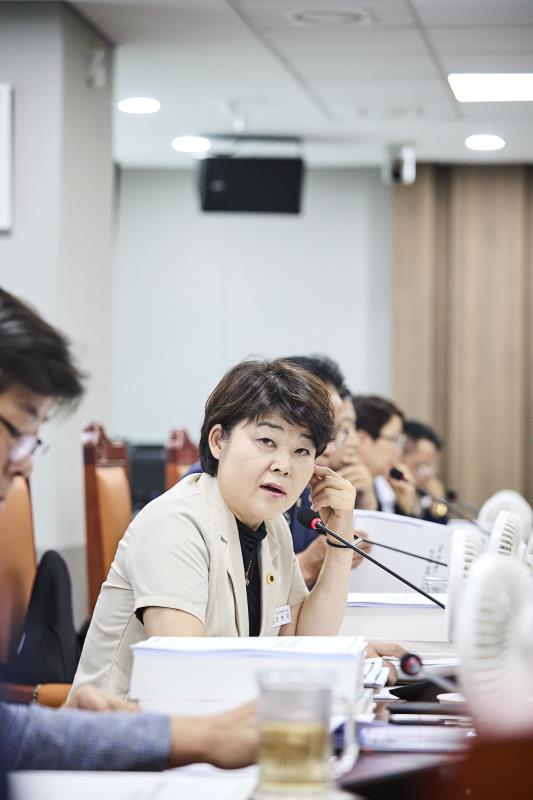 제393회 임시회 제1차 건설교통위원회_8