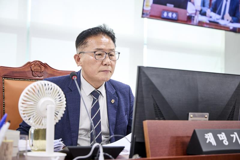 제393회 임시회 제1차 건설교통위원회_8