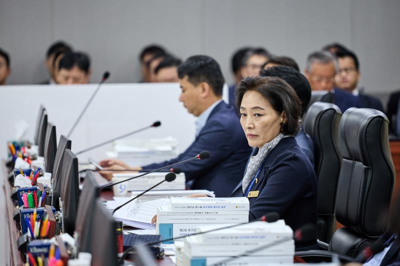제393회 임시회 제1차 경기도청 예산결산특별위원회_3