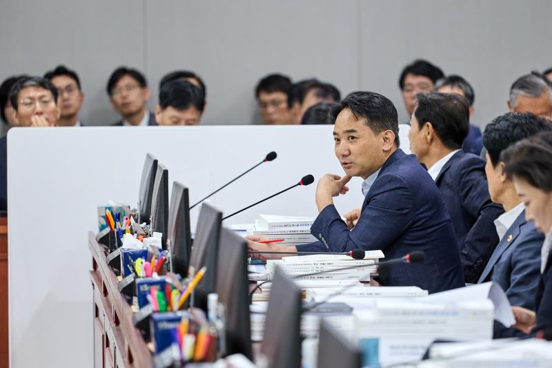 제393회 임시회 제1차 경기도청 예산결산특별위원회_3