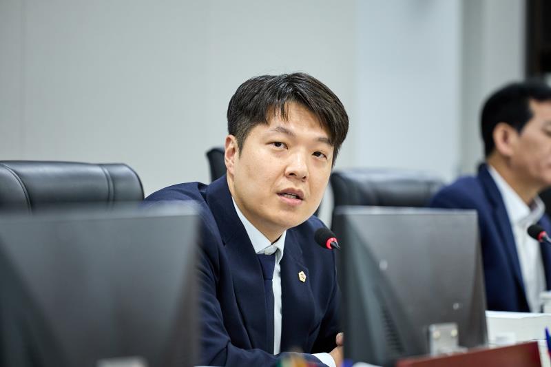 제393회 임시회 제1차 경기도청 예산결산특별위원회_6