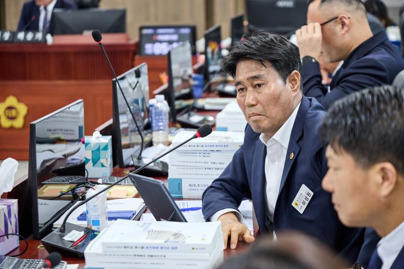 제393회 임시회 제1차 경기도청 예산결산특별위원회_4