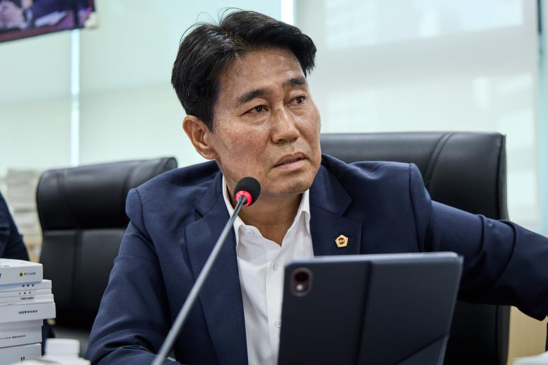 제393회 임시회 제1차 경기도청 예산결산특별위원회_6