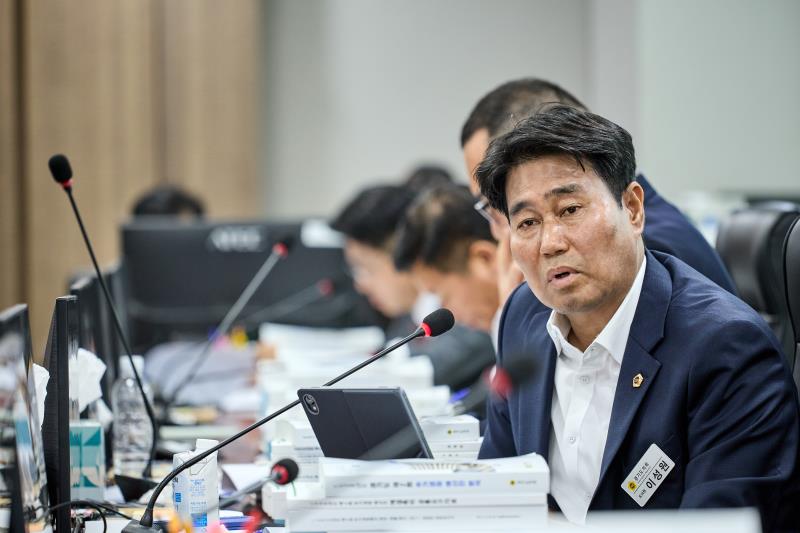 제393회 임시회 제1차 경기도청 예산결산특별위원회_9