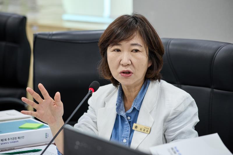 제393회 임시회 제1차 경기도청 예산결산특별위원회_9