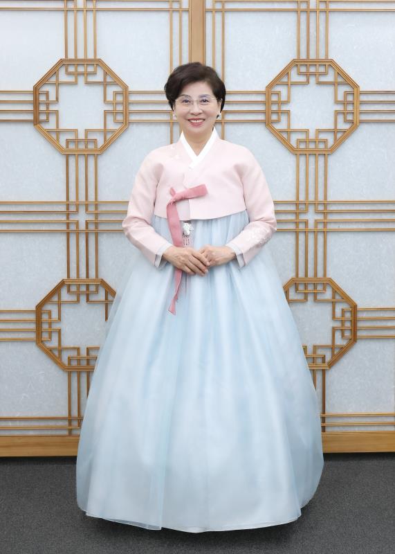 김미숙 부의장 추석 한복 촬영_2