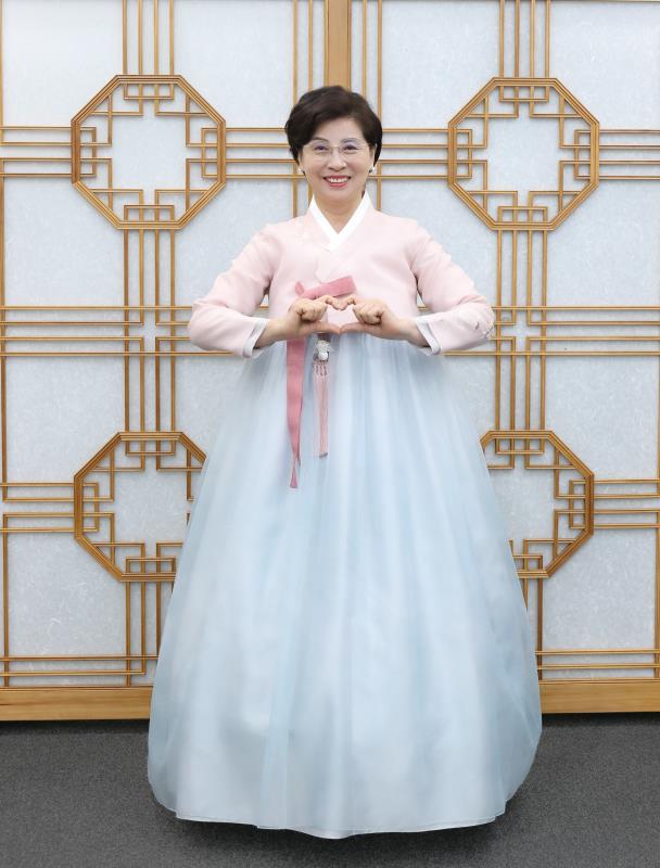 김미숙 부의장 추석 한복 촬영_5