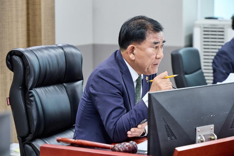제393회 임시회 제2차 경기도청 예산결산특별위원회_10