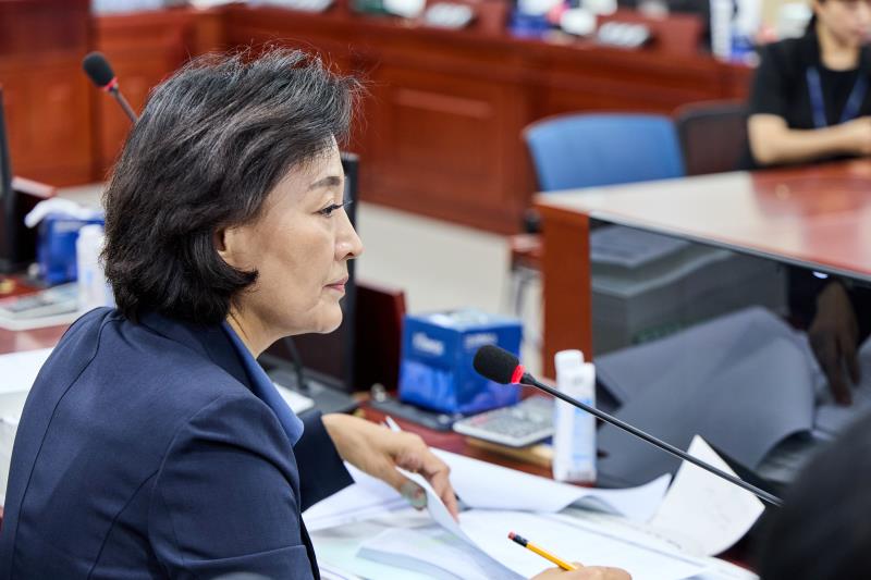 제393회 임시회 제2차 경기도청 예산결산특별위원회_8