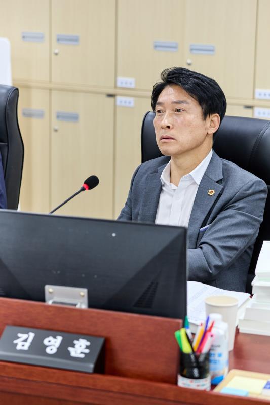 제393회 임시회 제2차 경기도청 예산결산특별위원회_8