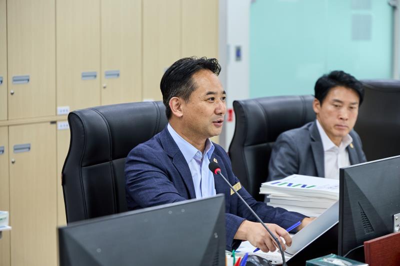 제393회 임시회 제2차 경기도청 예산결산특별위원회_8
