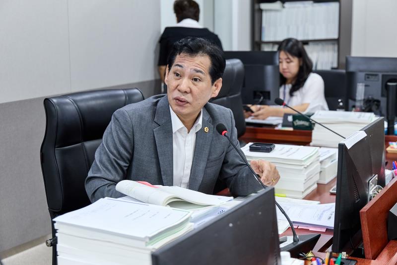 제393회 임시회 제2차 경기도청 예산결산특별위원회_10