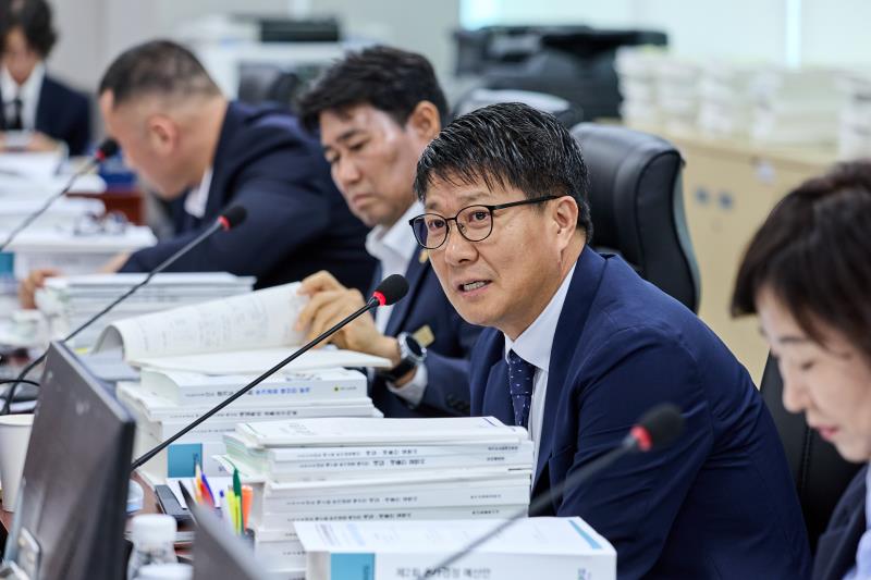 제393회 임시회 제2차 경기도청 예산결산특별위원회_3