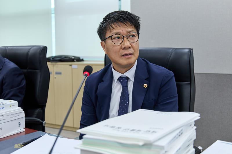 제393회 임시회 제2차 경기도청 예산결산특별위원회_8