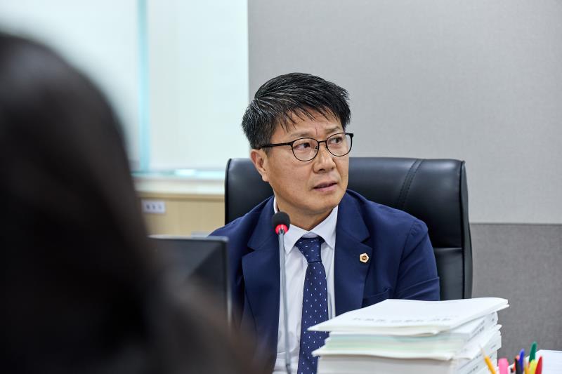 제393회 임시회 제2차 경기도청 예산결산특별위원회_9