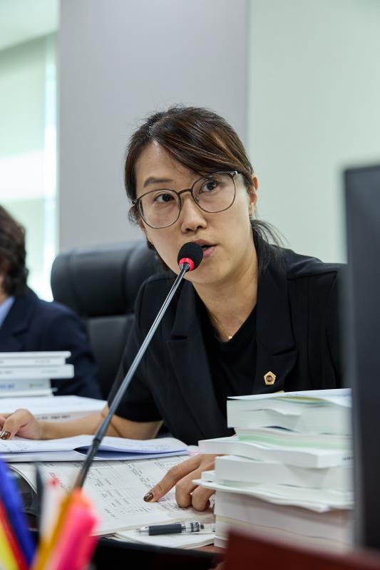 제393회 임시회 제2차 경기도청 예산결산특별위원회_8