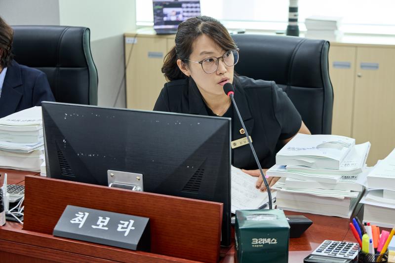 제393회 임시회 제2차 경기도청 예산결산특별위원회_10