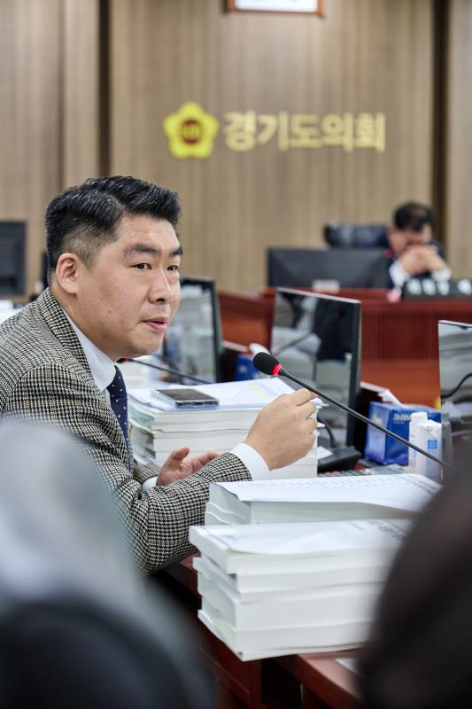 제393회 임시회 제2차 경기도청 예산결산특별위원회_9
