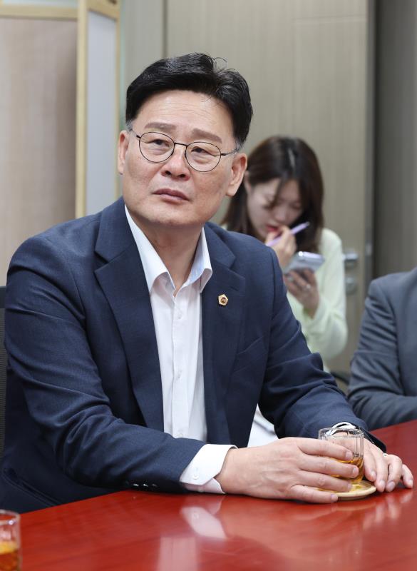 대한민국시도의회의장협의회 회장 등 이해식국회의원 접견_4