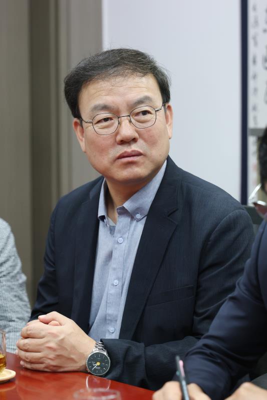 대한민국시도의회의장협의회 회장 등 이해식국회의원 접견_8