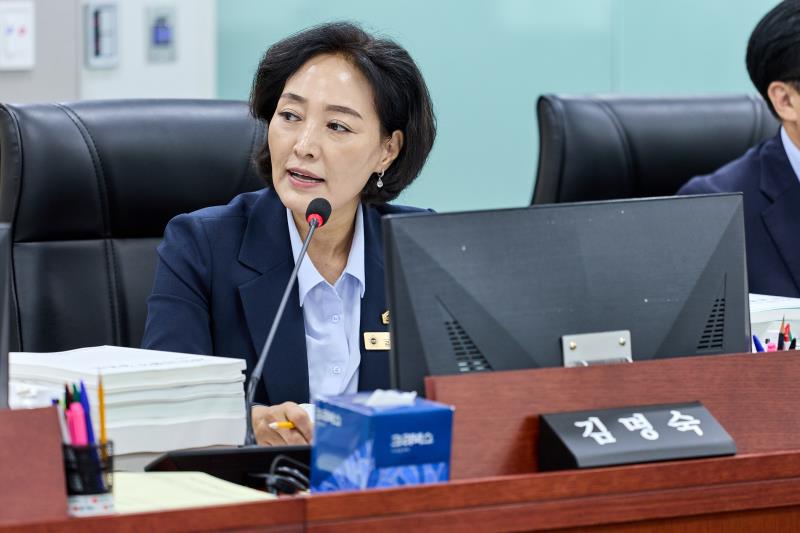 제393회 임시회 제3차 경기도청 예산결산특별위원회_3