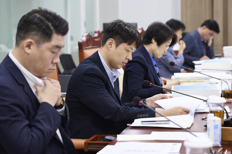 제393회 임시회 제2차 의회운영위원회_4