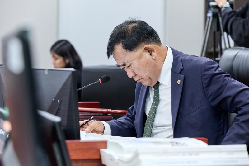제393회 임시회 제3차 경기도청 예산결산특별위원회_7