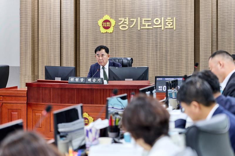 제393회 임시회 제3차 경기도청 예산결산특별위원회_8