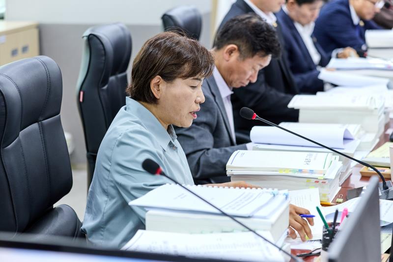 제393회 임시회 제3차 경기도청 예산결산특별위원회_9