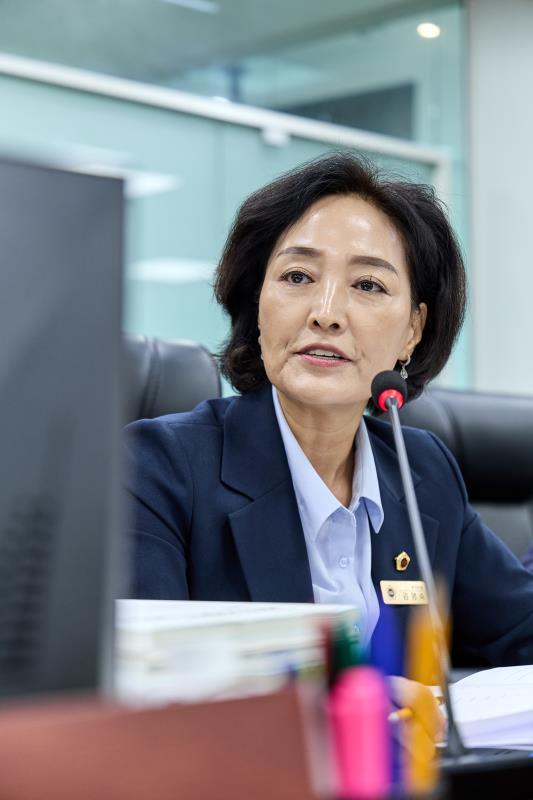 제393회 임시회 제3차 경기도청 예산결산특별위원회_4