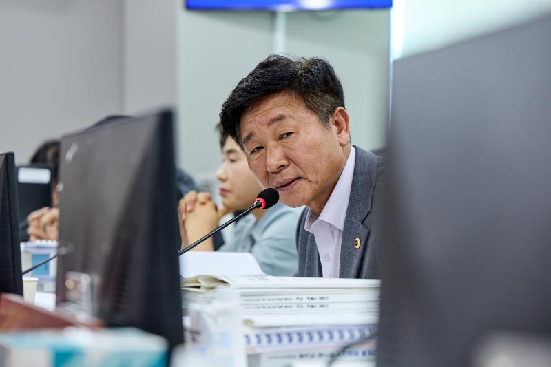 제393회 임시회 제3차 경기도청 예산결산특별위원회_6