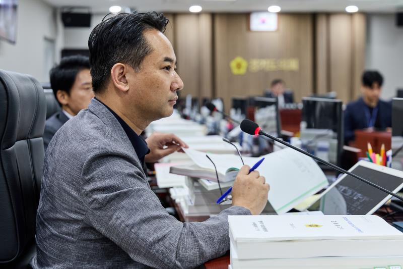 제393회 임시회 제3차 경기도청 예산결산특별위원회_8