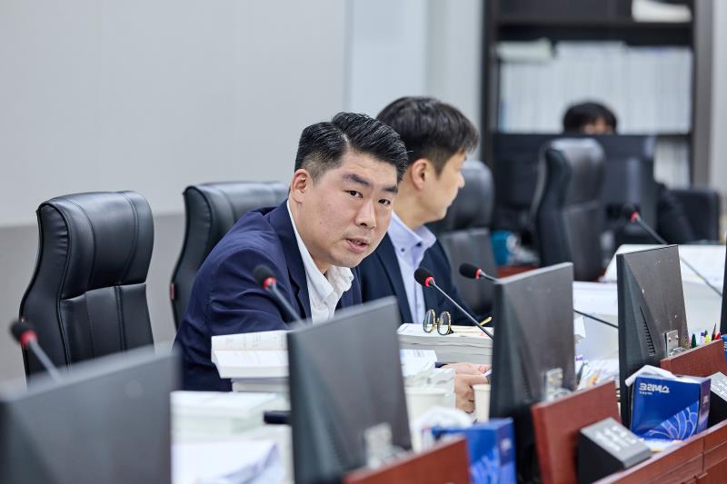 제393회 임시회 제3차 경기도청 예산결산특별위원회_7