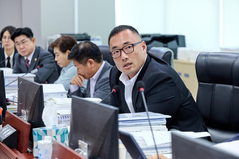 제393회 임시회 제3차 경기도청 예산결산특별위원회_6