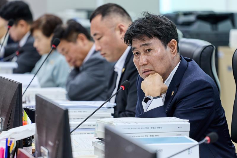 제393회 임시회 제3차 경기도청 예산결산특별위원회_2