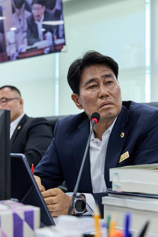 제393회 임시회 제3차 경기도청 예산결산특별위원회_5