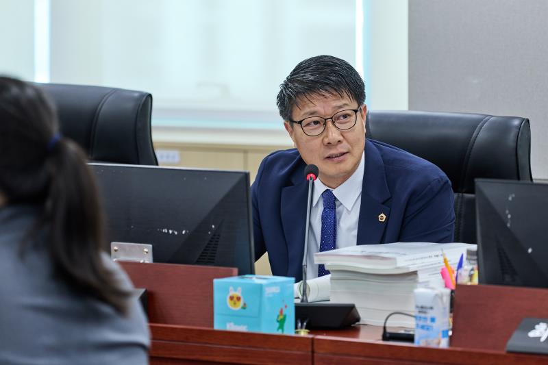 제393회 임시회 제3차 경기도청 예산결산특별위원회_9