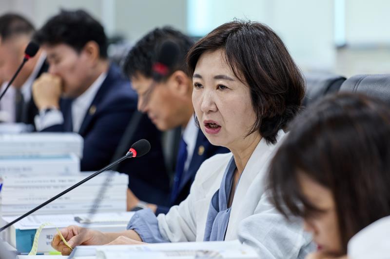 제393회 임시회 제3차 경기도청 예산결산특별위원회_5