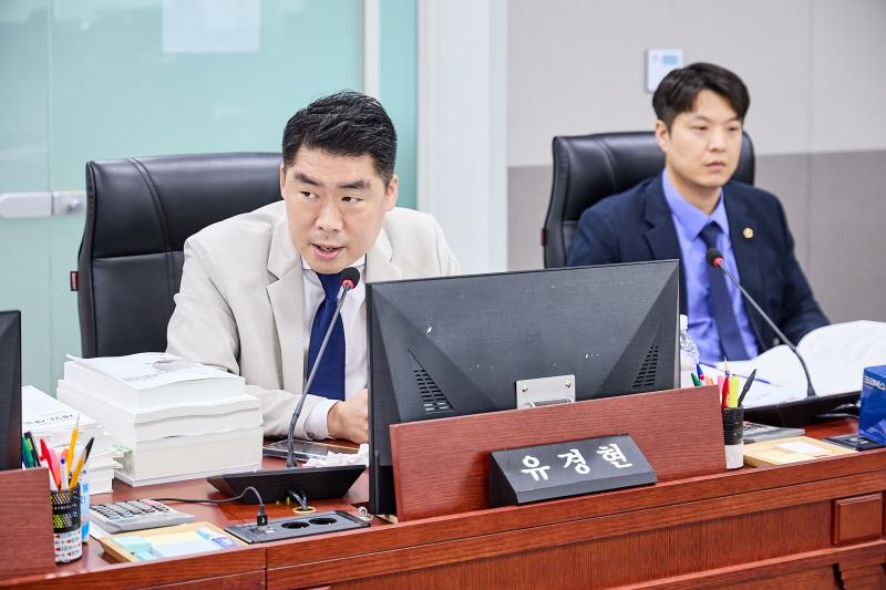 제393회 임시회 제4차 경기도청 예산결산특별위원회(오전)_8