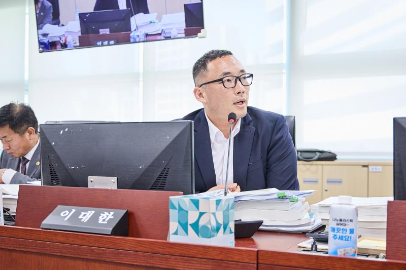 제393회 임시회 제4차 경기도청 예산결산특별위원회(오전)_9