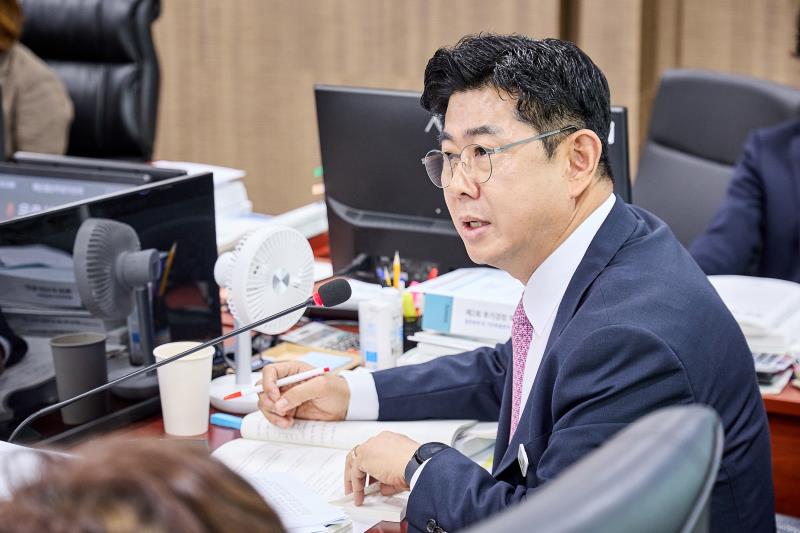 제393회 임시회 제4차 경기도청 예산결산특별위원회_10
