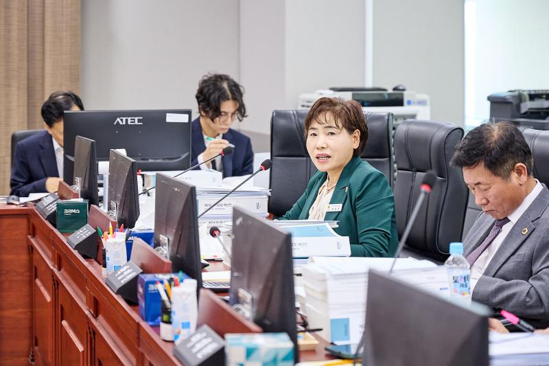 제393회 임시회 제4차 경기도청 예산결산특별위원회_6