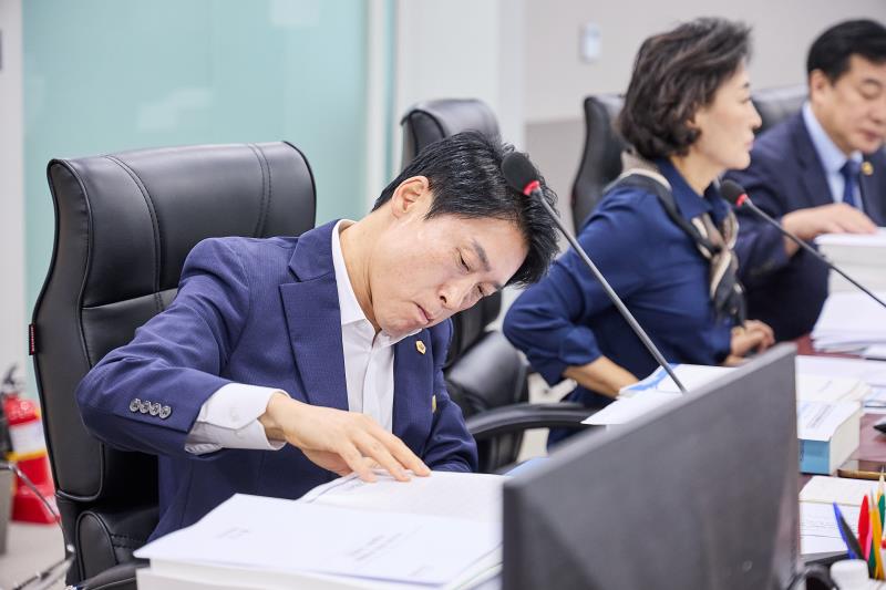 제393회 임시회 제4차 경기도청 예산결산특별위원회_2