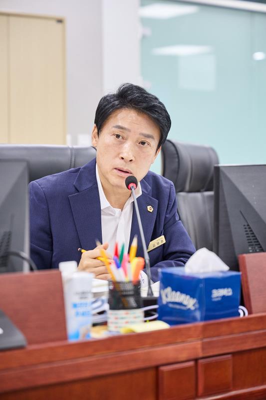 제393회 임시회 제4차 경기도청 예산결산특별위원회_8