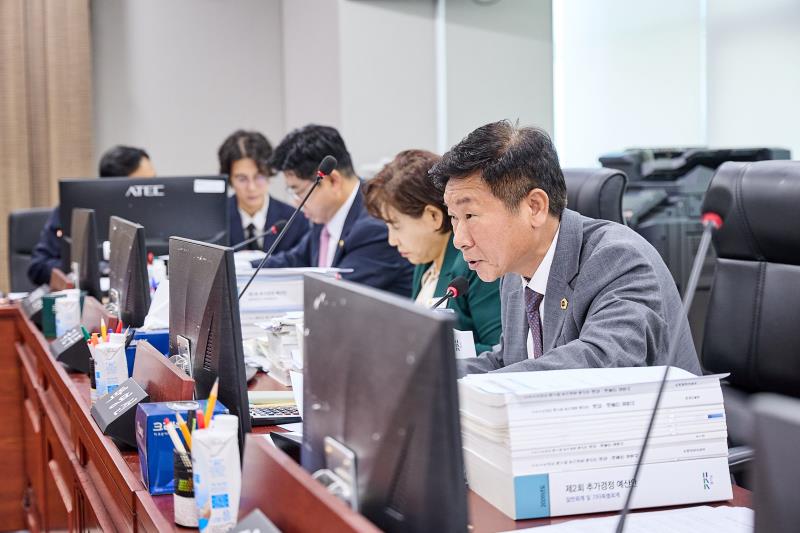 제393회 임시회 제4차 경기도청 예산결산특별위원회_4
