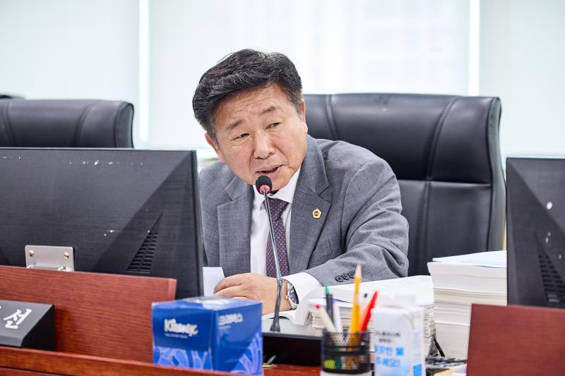 제393회 임시회 제4차 경기도청 예산결산특별위원회_8