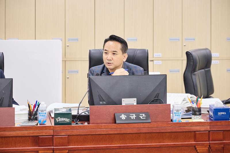제393회 임시회 제4차 경기도청 예산결산특별위원회_8