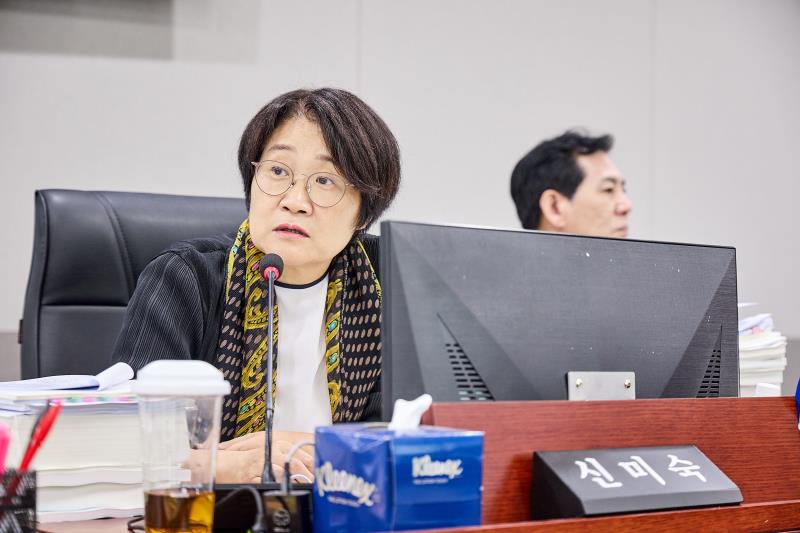 제393회 임시회 제4차 경기도청 예산결산특별위원회_9