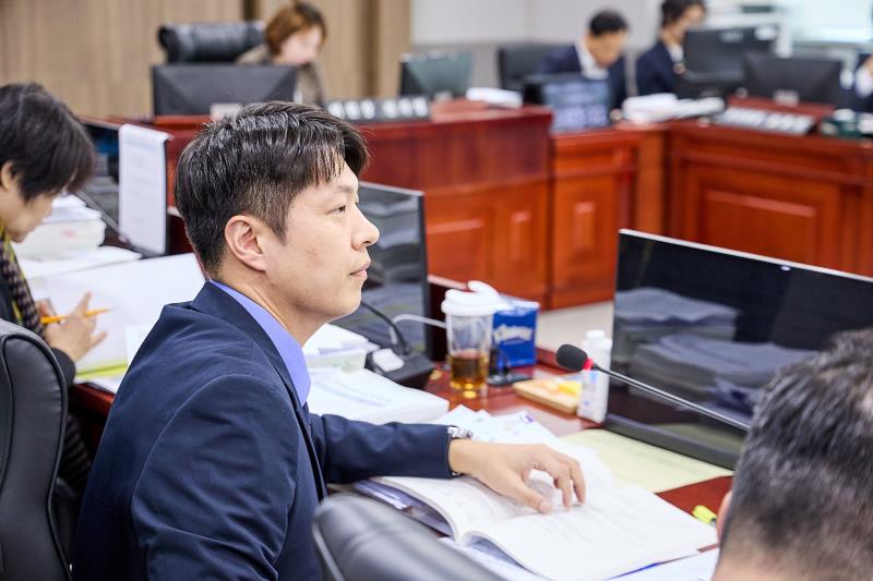 제393회 임시회 제4차 경기도청 예산결산특별위원회_3