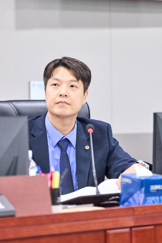 제393회 임시회 제4차 경기도청 예산결산특별위원회_9